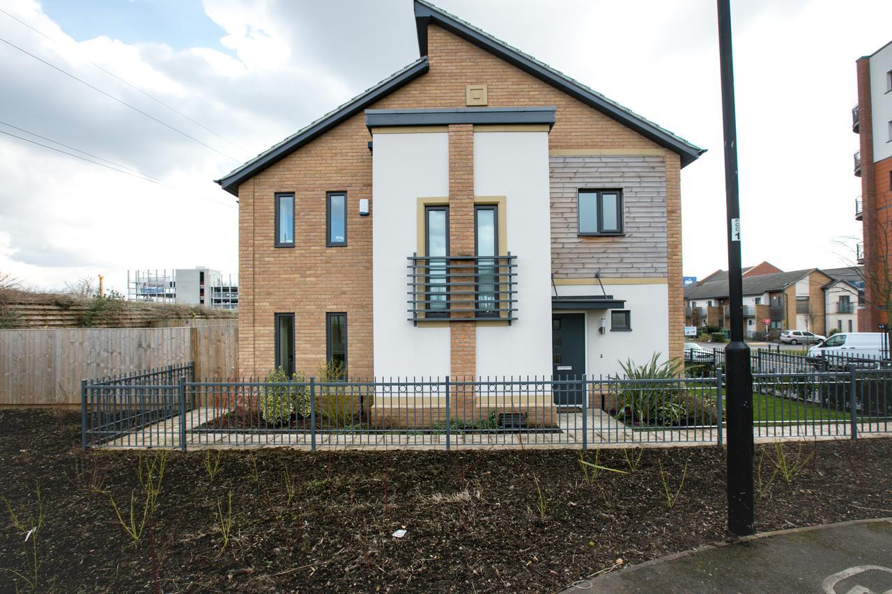 Kvm - Quayside House Villa Peterborough Ngoại thất bức ảnh